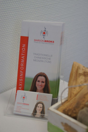 Visitenkarten und Flyer der Heilpraxis